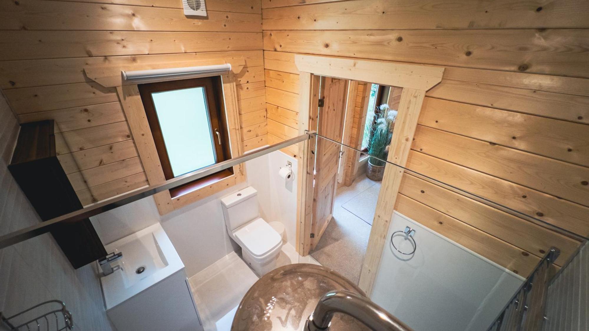 Sundance Lodge, Fantastic New Cabin With Hot Tub - Sleeps 6 - Largest In Felmoor Park Morpeth Oda fotoğraf