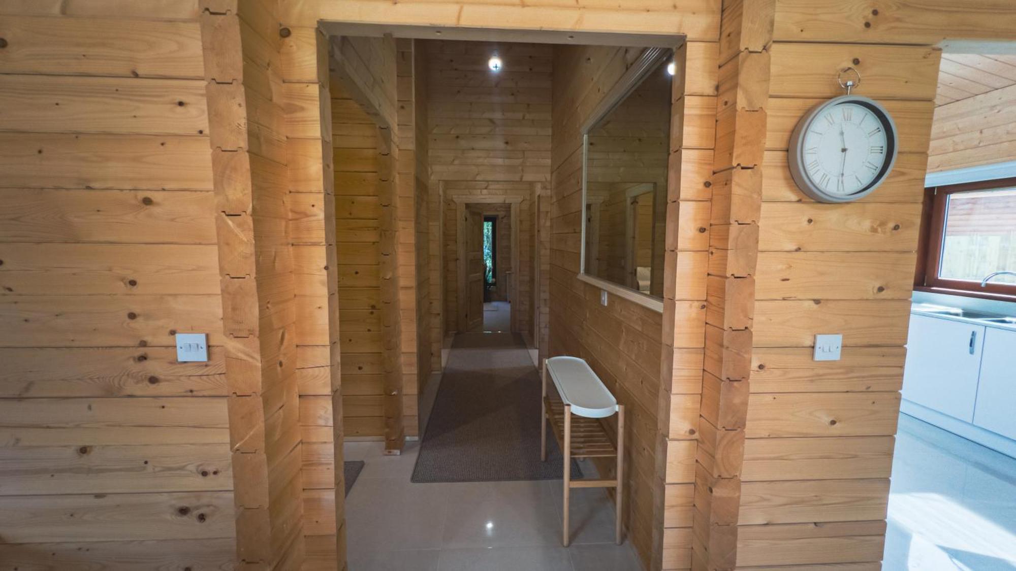 Sundance Lodge, Fantastic New Cabin With Hot Tub - Sleeps 6 - Largest In Felmoor Park Morpeth Oda fotoğraf